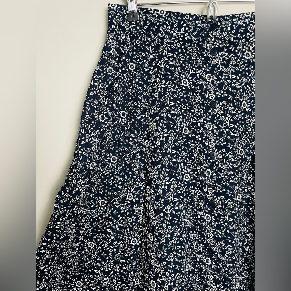 Vintage Black and White Floral Maxi Skirt - Picture 8 of 15